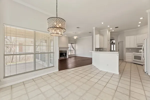 $2,150 | 109 Riverview Drive, Georgetown, TX 78628