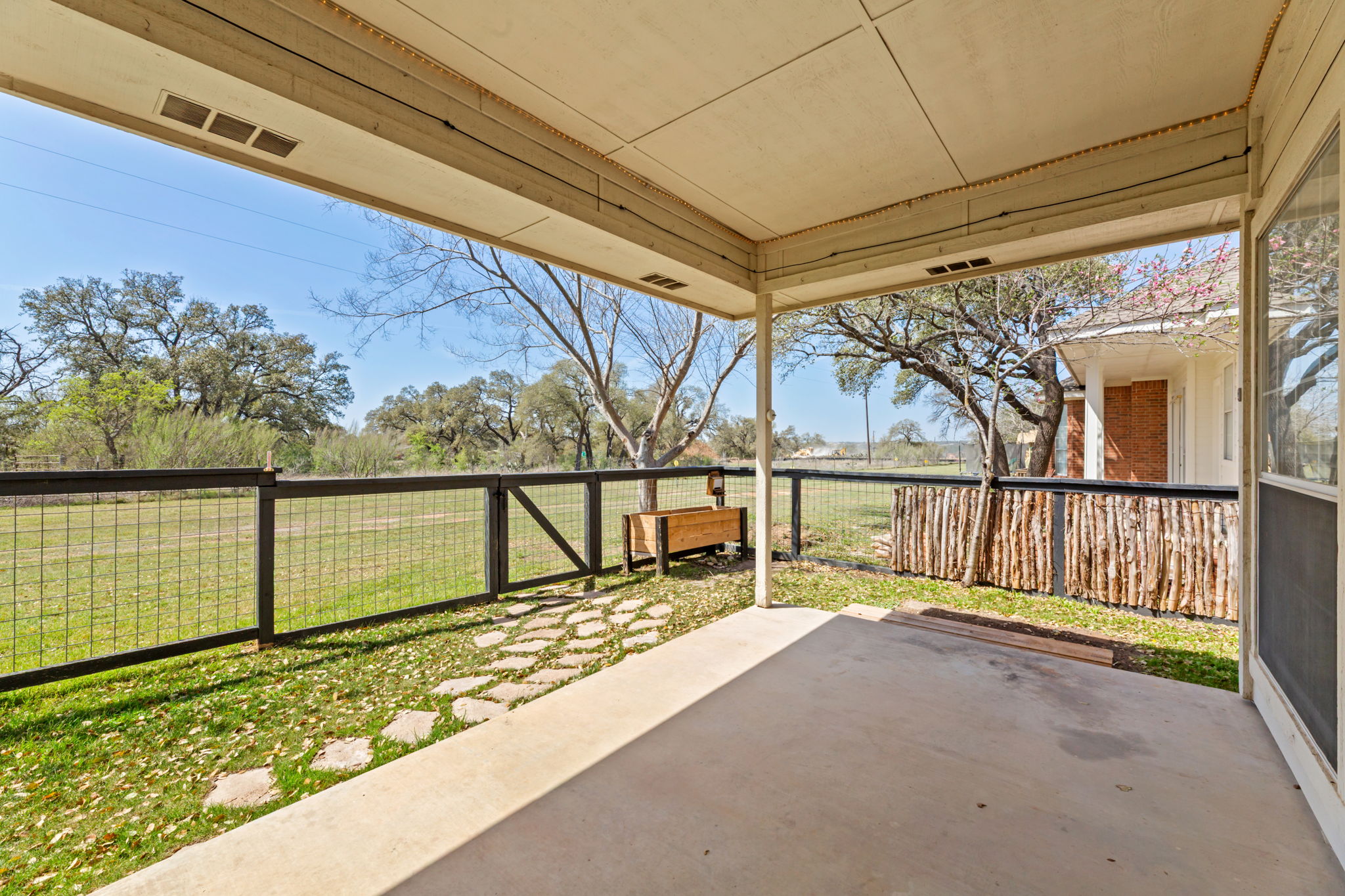 109 Riverview Drive Georgetown, TX 78628 - Photo 26 of 35 View of patio / terrace