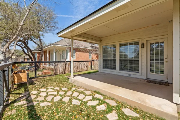 $2,150 | 109 Riverview Drive, Georgetown, TX 78628