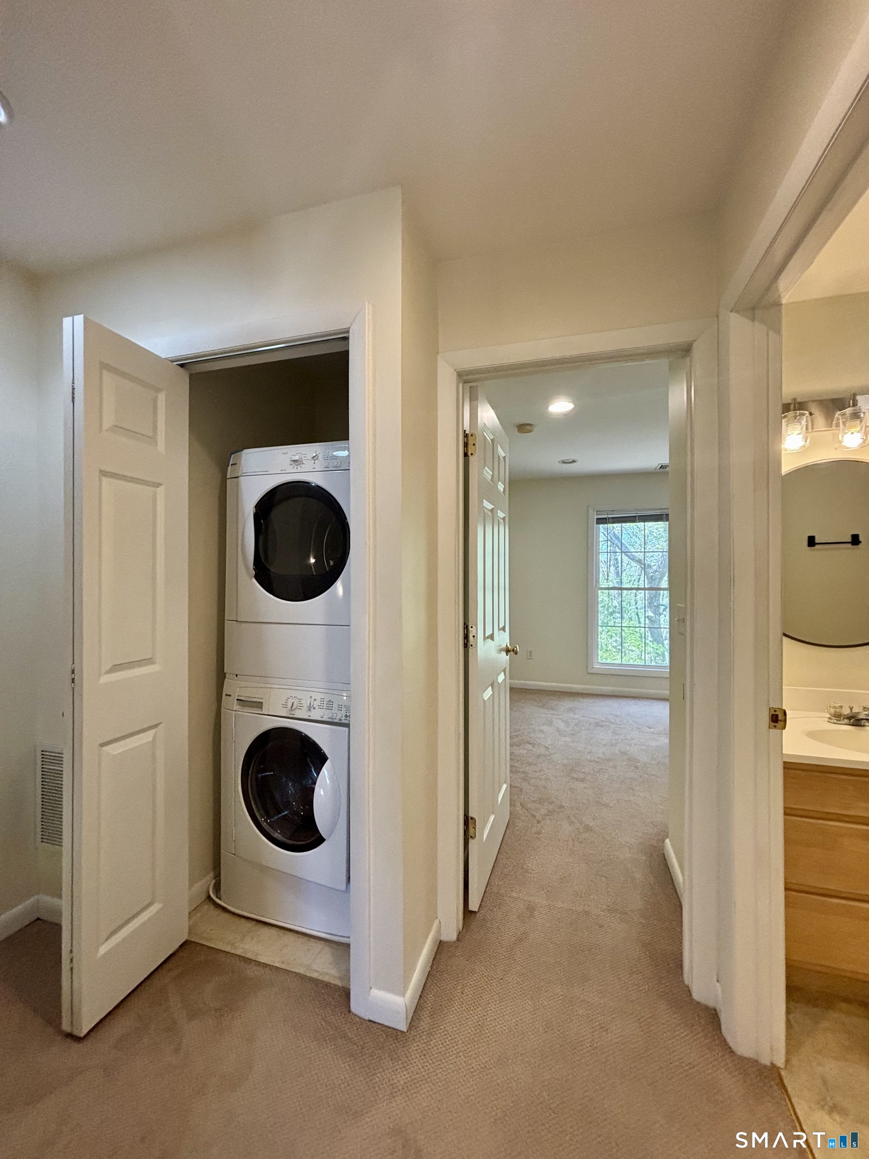 14 Old Fitch Hill Road, Unit B Montville, CT 06382 - Photo 15 of 31
