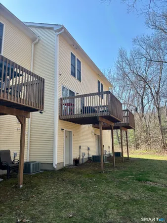$335,000 | 14 Old Fitch Hill Road, Unit B, Montville, CT 06382