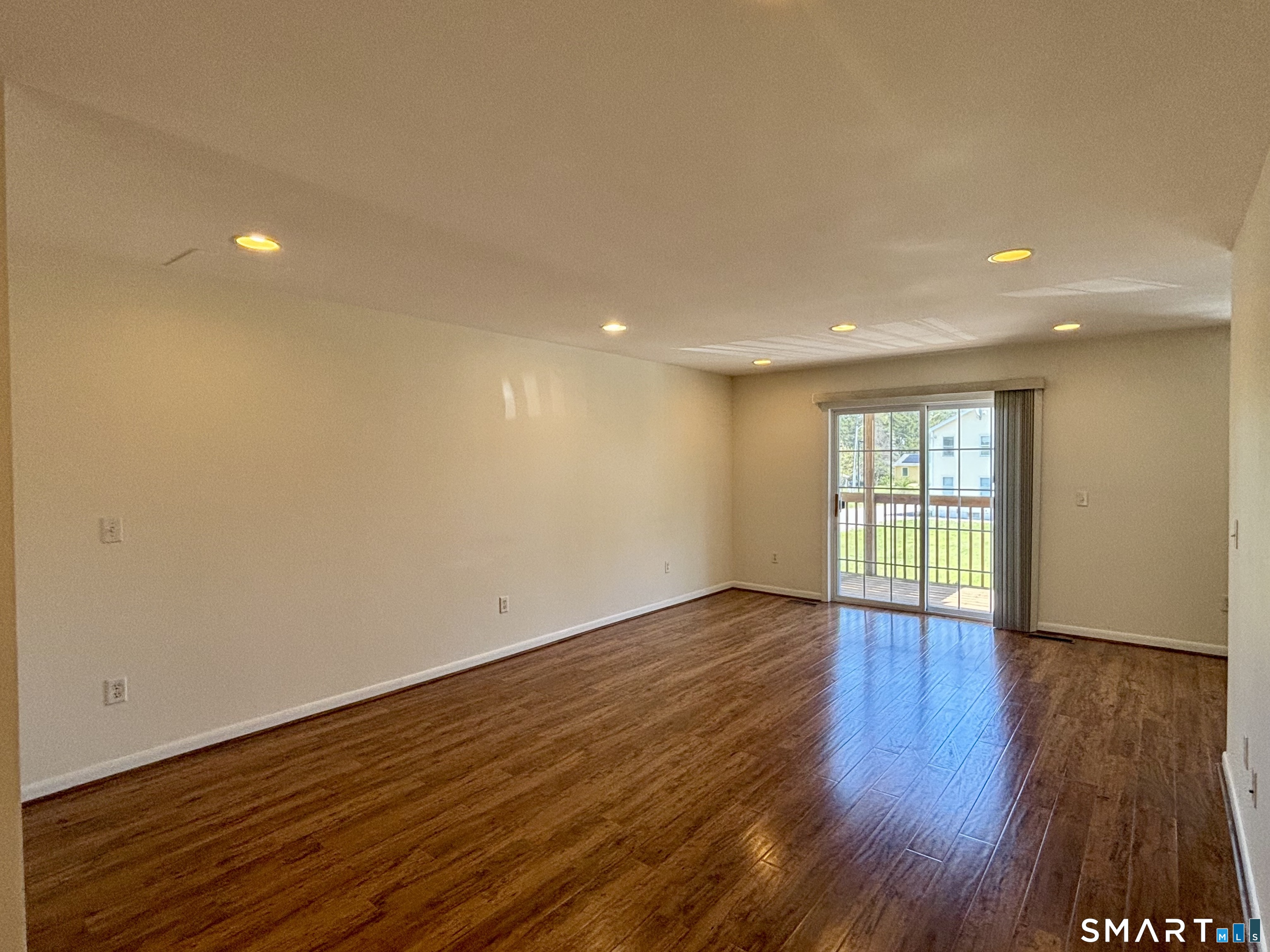 14 Old Fitch Hill Road, Unit B Montville, CT 06382 - Photo 4 of 31