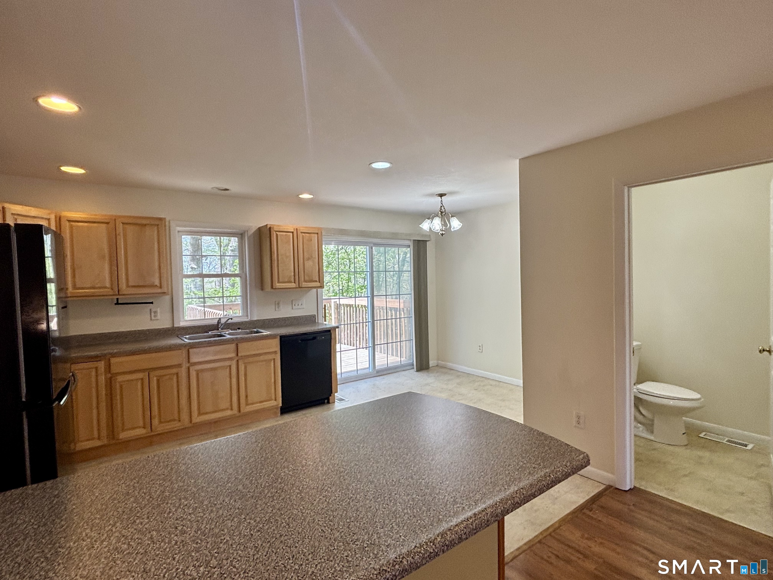14 Old Fitch Hill Road, Unit B Montville, CT 06382 - Photo 9 of 31