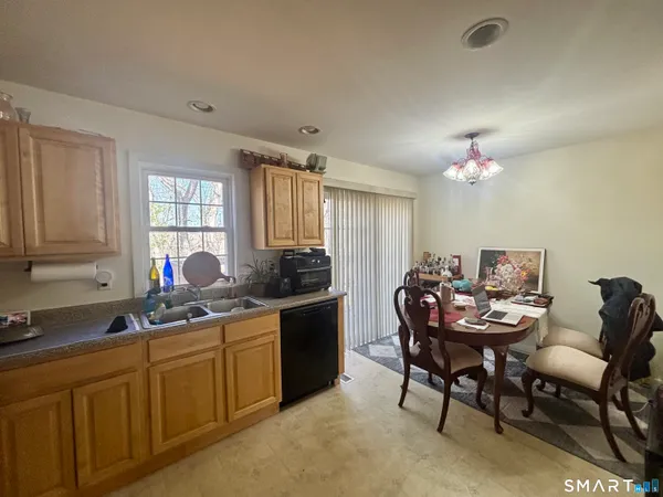 $335,000 | 14 Old Fitch Hill Road, Unit B, Montville, CT 06382