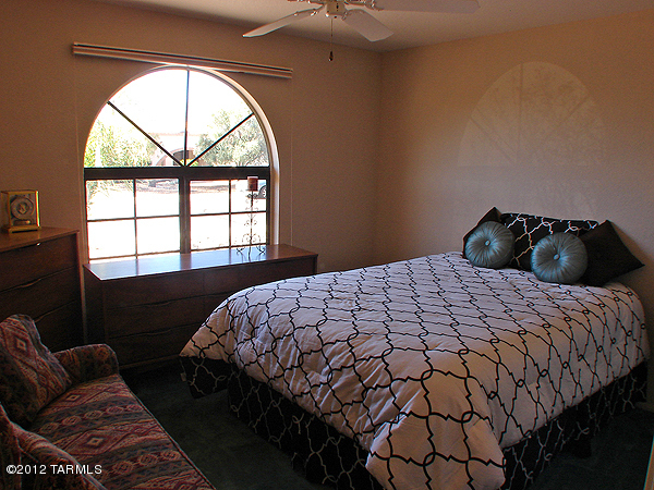 14500 North Line Post Lane Tucson, AZ 85755 - Photo 20 of 35
