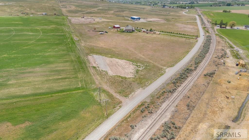 6480 North Foothill Road Idaho Falls, ID 83401 - Photo 7 of 17
