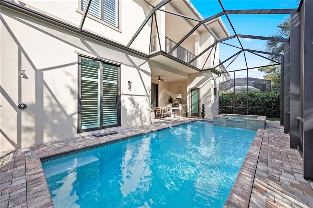 2879 Coco Lakes Drive Naples, FL 34105 - Photo 14 of 49