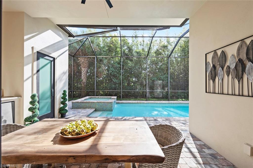 2879 Coco Lakes Drive Naples, FL 34105 - Photo 15 of 49