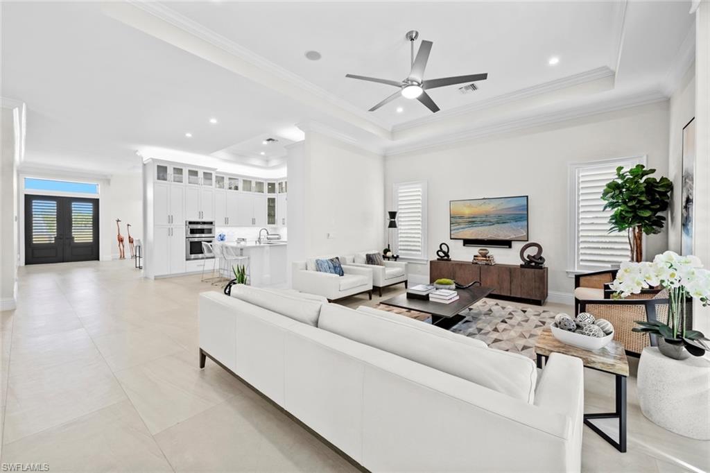 2879 Coco Lakes Drive Naples, FL 34105 - Photo 3 of 49