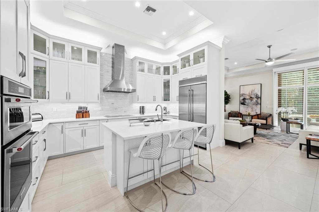 2879 Coco Lakes Drive Naples, FL 34105 - Photo 8 of 49