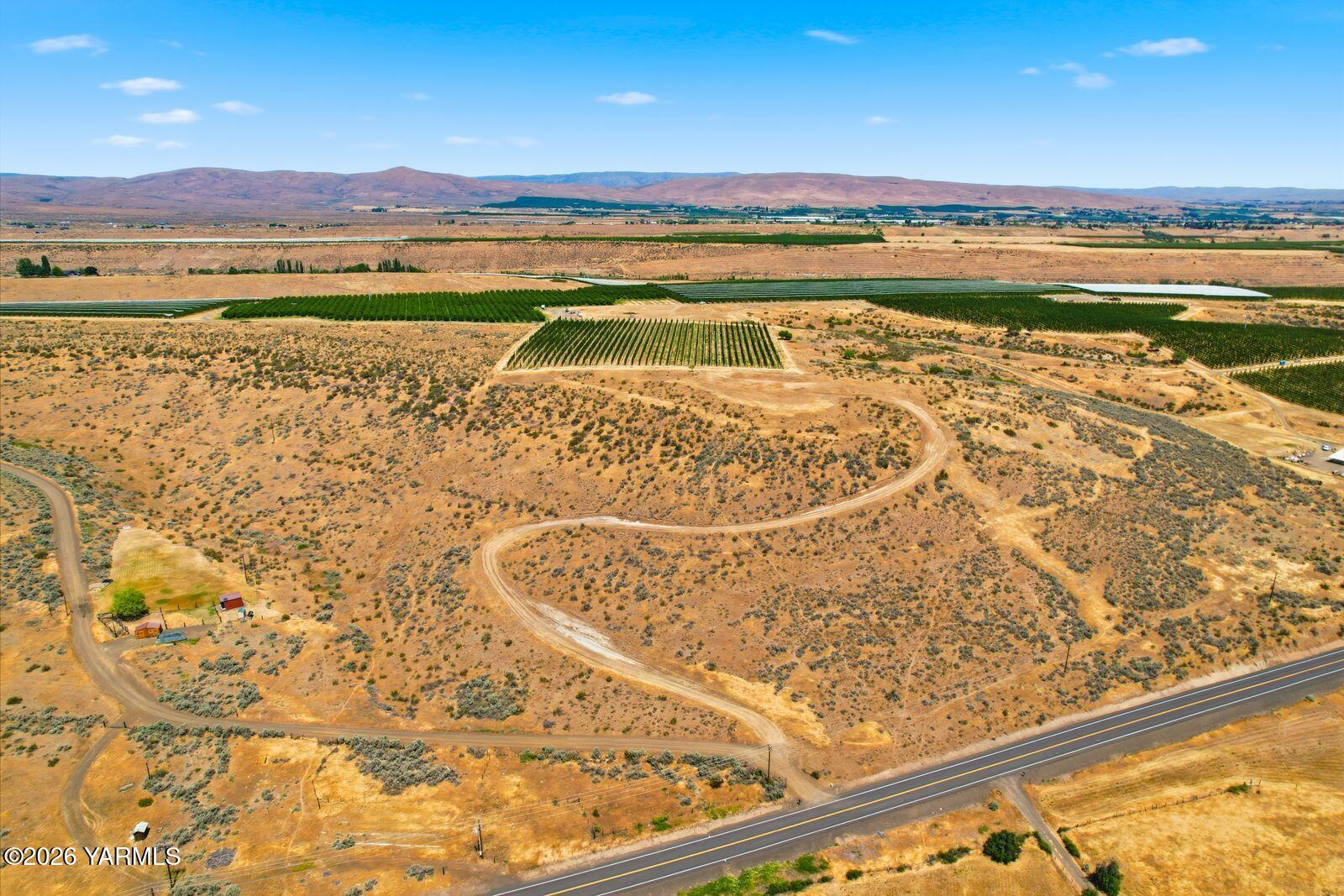 17011 Ahtanum Road Yakima, WA 98903 - Photo 2 of 16 2 Drone