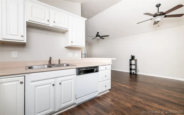 $239,500 | 4203 Treesdale Drive, Sellersburg, IN 47172