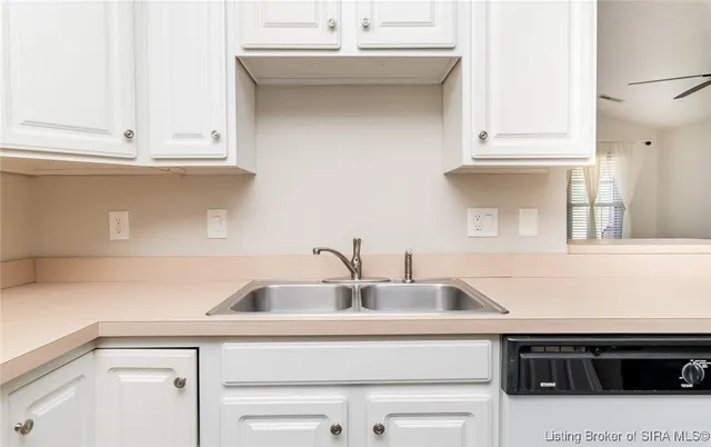 $239,500 | 4203 Treesdale Drive, Sellersburg, IN 47172