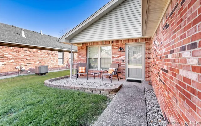 $239,500 | 4203 Treesdale Drive, Sellersburg, IN 47172