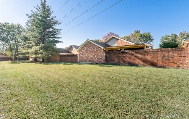 $239,500 | 4203 Treesdale Drive, Sellersburg, IN 47172