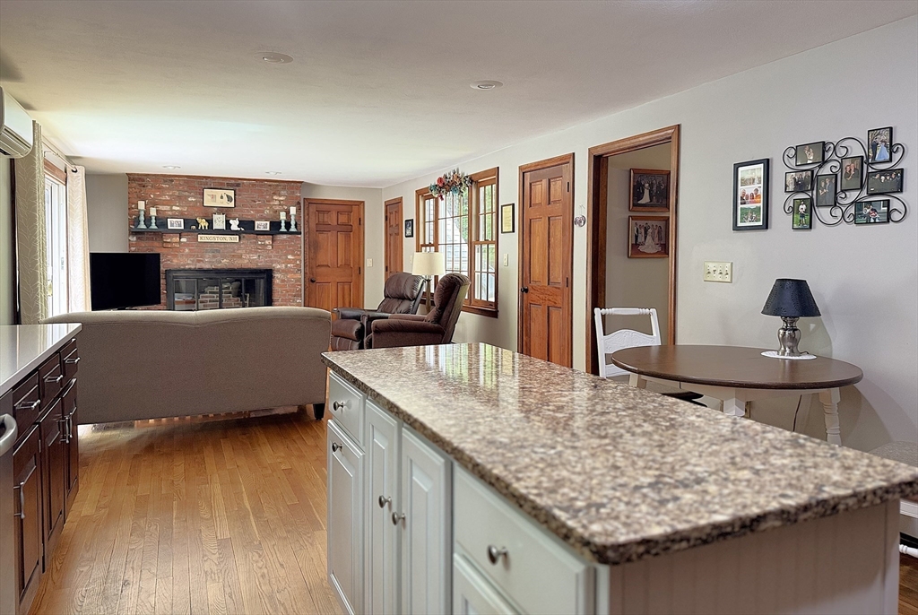 4 Riverwood Road Kingston, NH 03848 - Photo 14 of 42