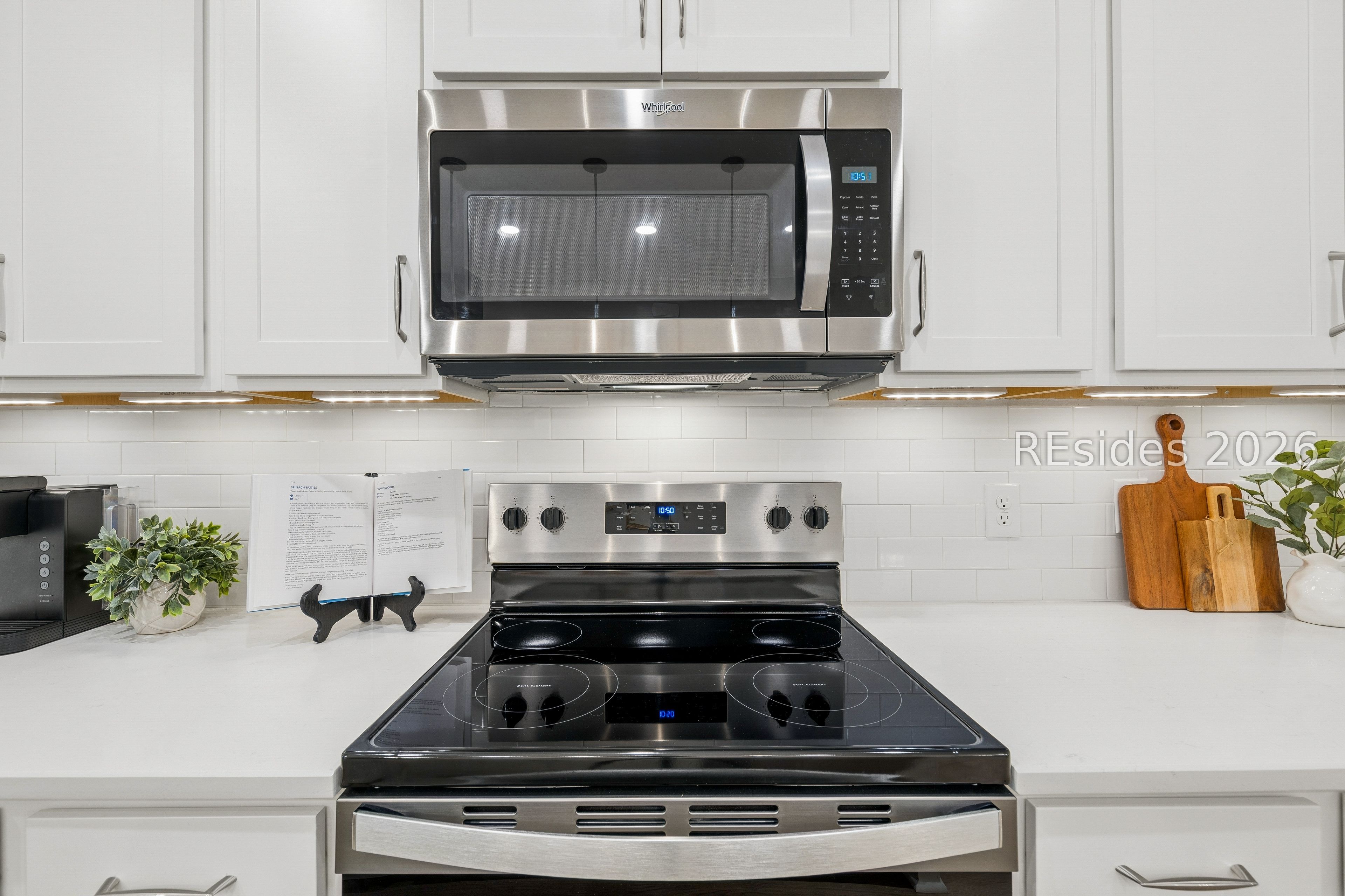 20 Mercer Street Bluffton, SC 29910 - Photo 18 of 52 New Quartz Countertops