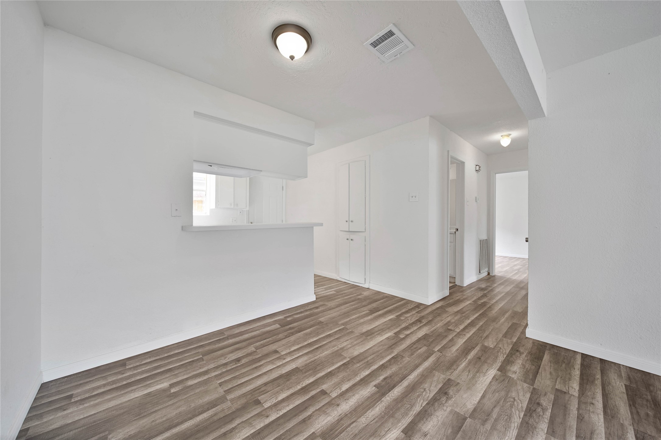 10006 Neuens Road, Unit 1 Houston, TX 77080 - Photo 8 of 18 Gallery Image 8