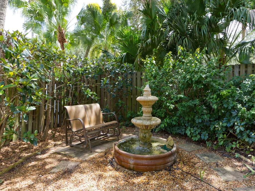 611 Date Palm Road Vero Beach, FL 32963 - Photo 35 of 36