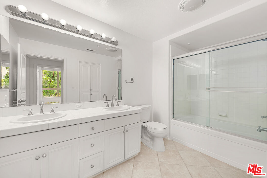 13044 Pacific Promenade, Unit 214 Playa Vista, CA 90094 - Photo 15 of 23