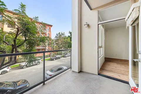 $785,000 | 13044 Pacific Promenade, Unit 214, Playa Vista, CA 90094