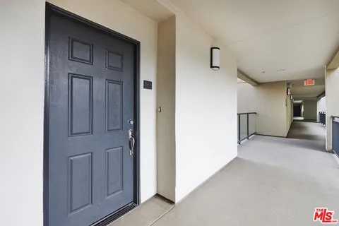 $785,000 | 13044 Pacific Promenade, Unit 214, Playa Vista, CA 90094