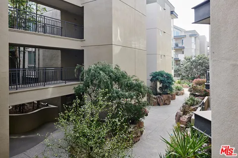 $785,000 | 13044 Pacific Promenade, Unit 214, Playa Vista, CA 90094