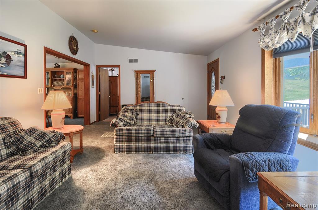 3925 Hunters Creek Road Metamora, MI 48455 - Photo 32 of 63
