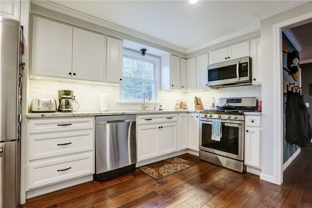 18 Latchmere Drive Victor, NY 14564 - Photo 22 of 46