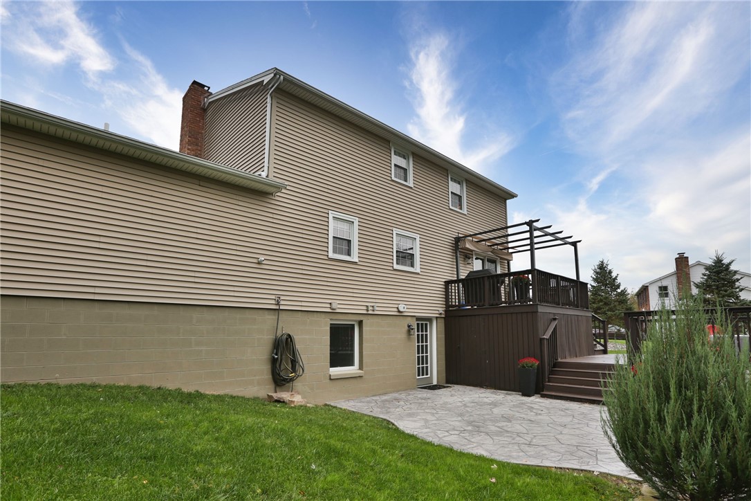 18 Latchmere Drive Victor, NY 14564 - Photo 3 of 46