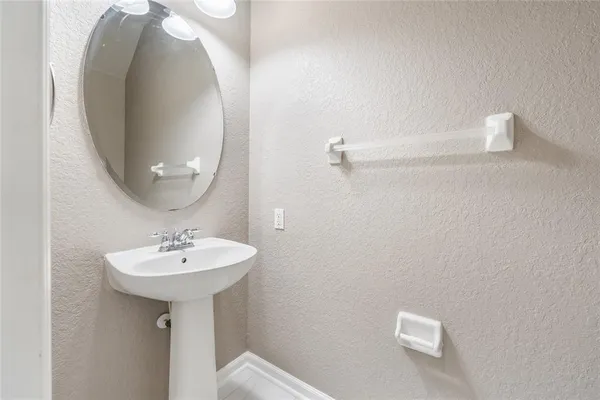$558,000 | 14911 Golden Isle Boulevard, Orlando, FL 32828