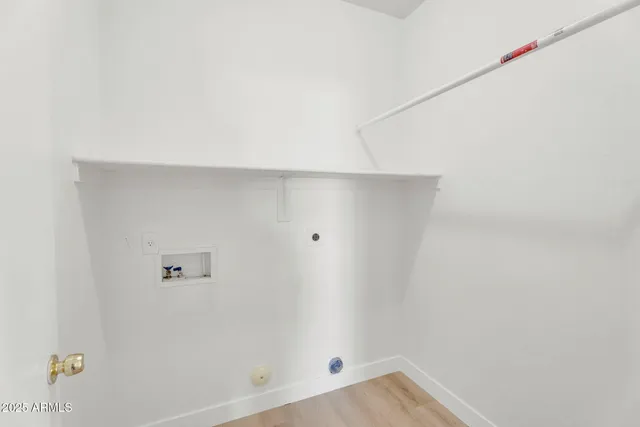 $1,995 | 13644 West San Juan Avenue, Litchfield Park, AZ 85340