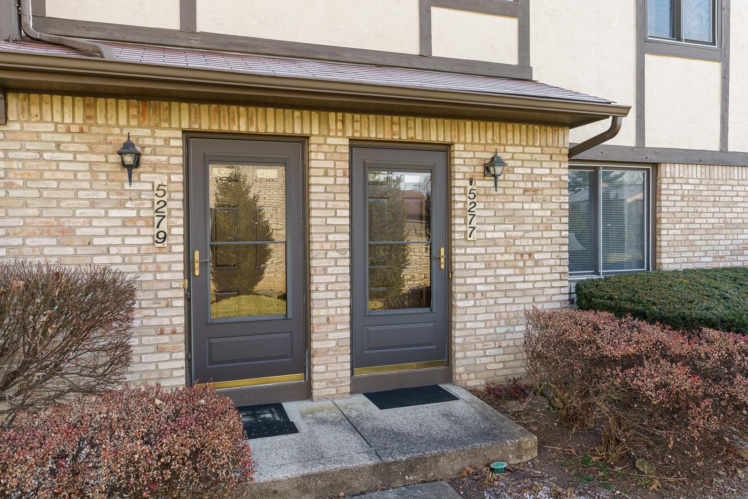 5277 Ruthton Road, Unit 22 Columbus, OH 43220 - Photo 3 of 33 5277 Ruthton Rd-3