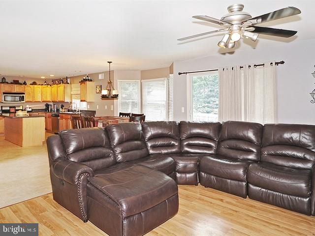 220 Sextant Road Manahawkin, NJ 08050 - Photo 5 of 25