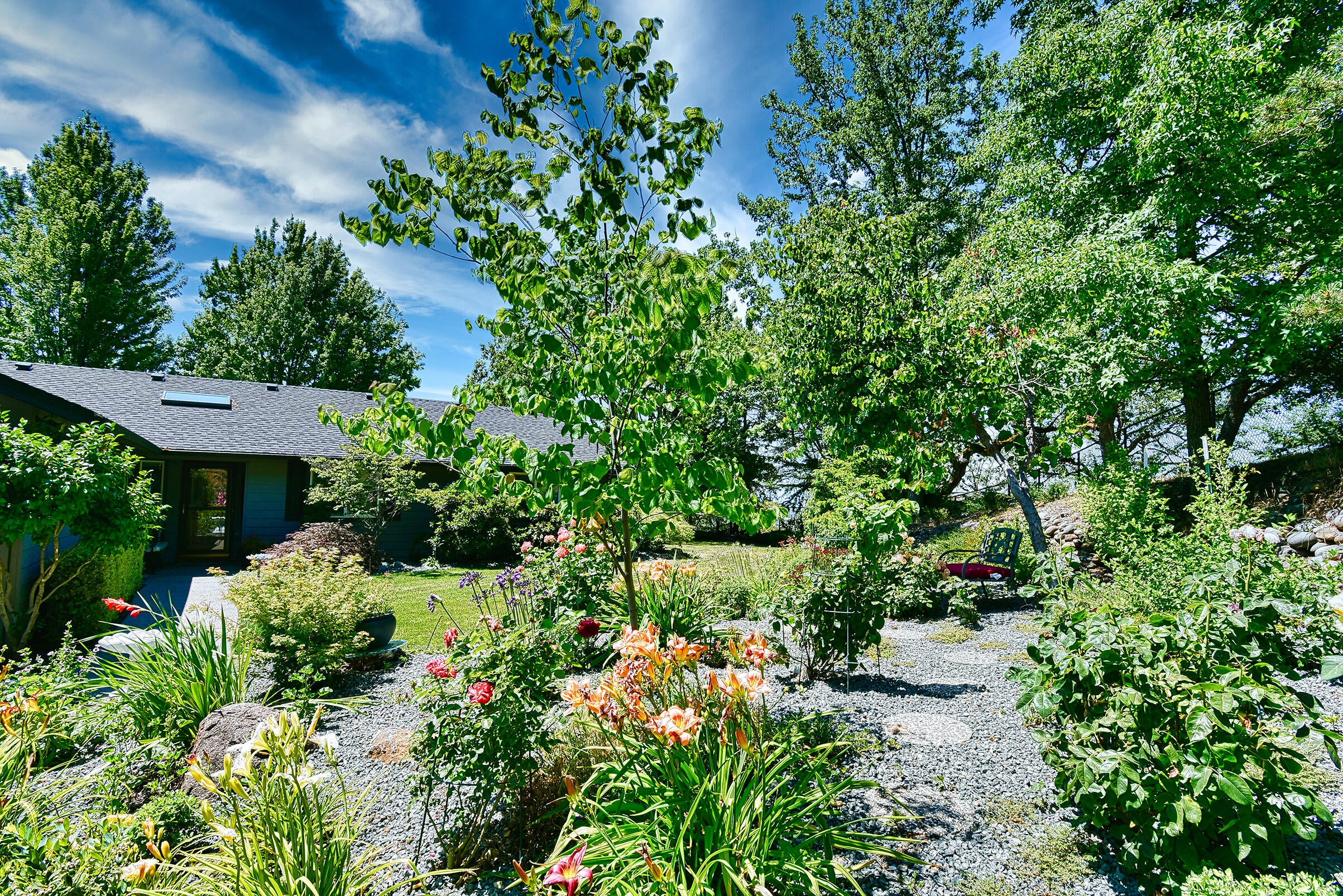 4040 Dry Creek Road Medford, OR 97504 - Photo 12 of 56 DSC_0989