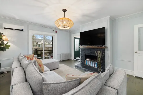 $3,100,000 | 28 Weaver Avenue, Newport, RI 02840