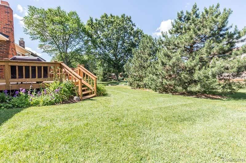 2096 Winchester Road Rochester, MI 48307 - Photo 42 of 45 2096 Winchester sm-57.jpg