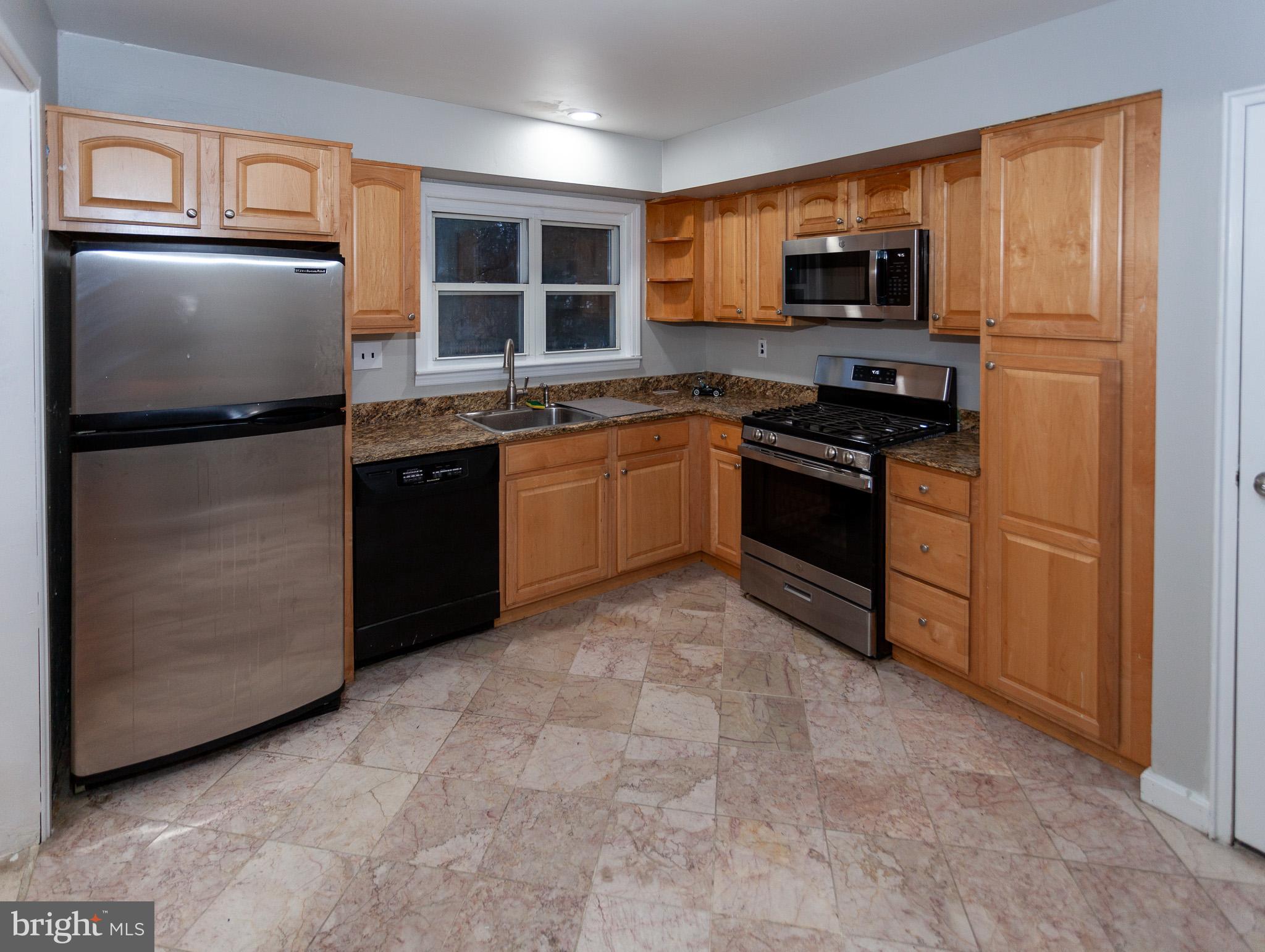 201 Cranford Road Cherry Hill, NJ 08003 - Photo 11 of 25 Kitchen