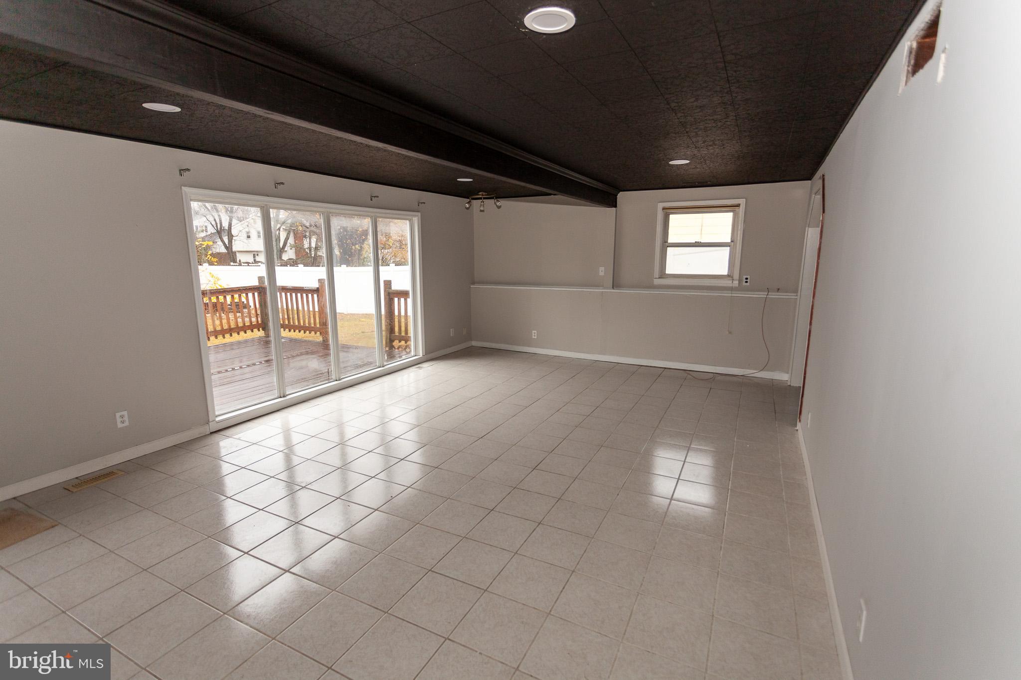 201 Cranford Road Cherry Hill, NJ 08003 - Photo 21 of 25 Living space