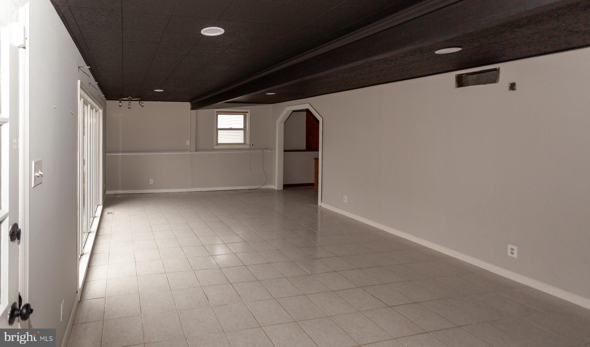 201 Cranford Road Cherry Hill, NJ 08003 - Photo 22 of 25 Living space