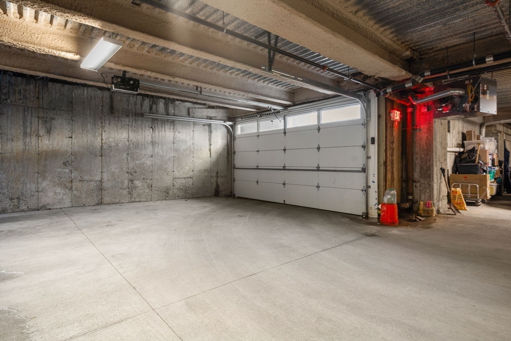 18 Robert Street, Unit 14 Boston, MA 02131 - Photo 19 of 24