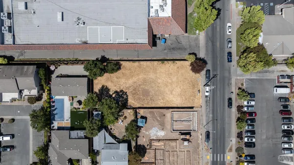 $425,000 | 673 2nd Street West, Sonoma, CA 95476