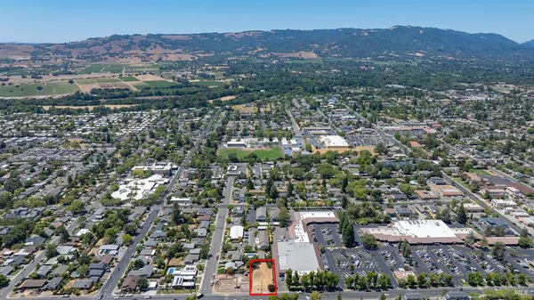 $425,000 | 673 2nd Street West, Sonoma, CA 95476