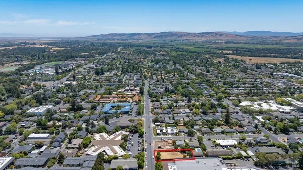 $425,000 | 673 2nd Street West, Sonoma, CA 95476