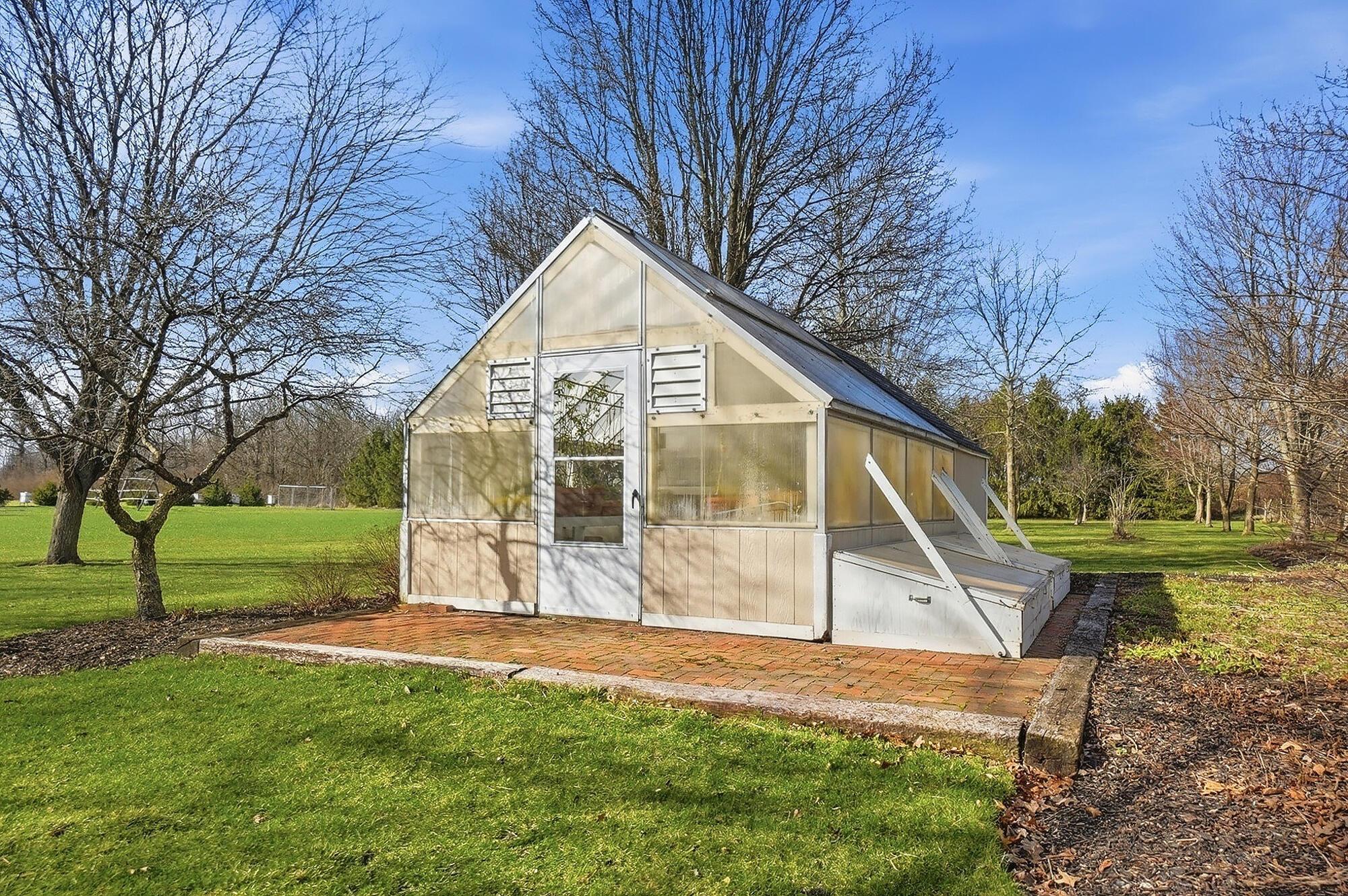 3102 Clark-Shaw Road Powell, OH 43065 - Photo 95 of 104 greenhouse