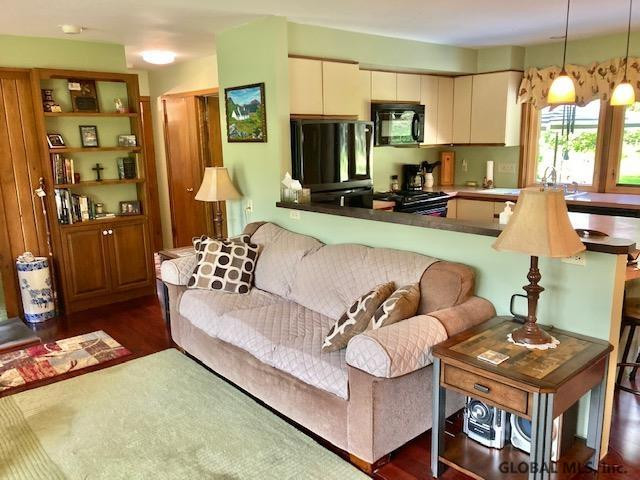 282 Burt Road Moreau, NY 12828 - Photo 2 of 21 Living Room