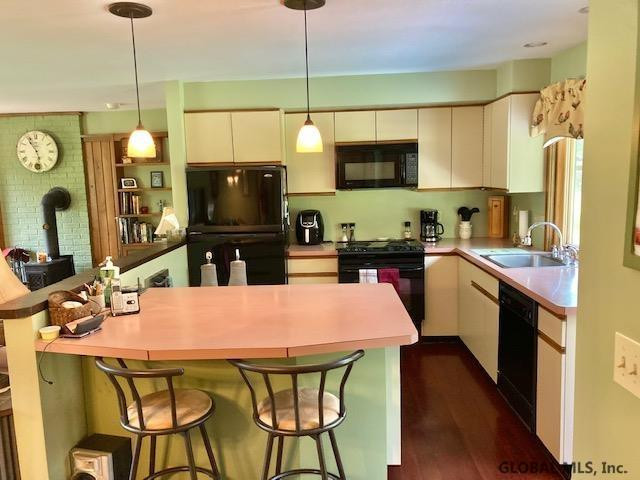 282 Burt Road Moreau, NY 12828 - Photo 7 of 21 Kitchen