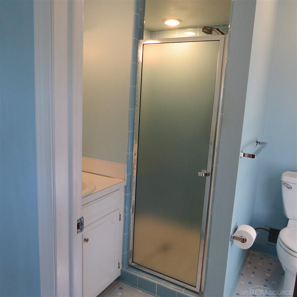 672 Rutgers Road Rochester Hills, MI 48309 - Photo 37 of 53