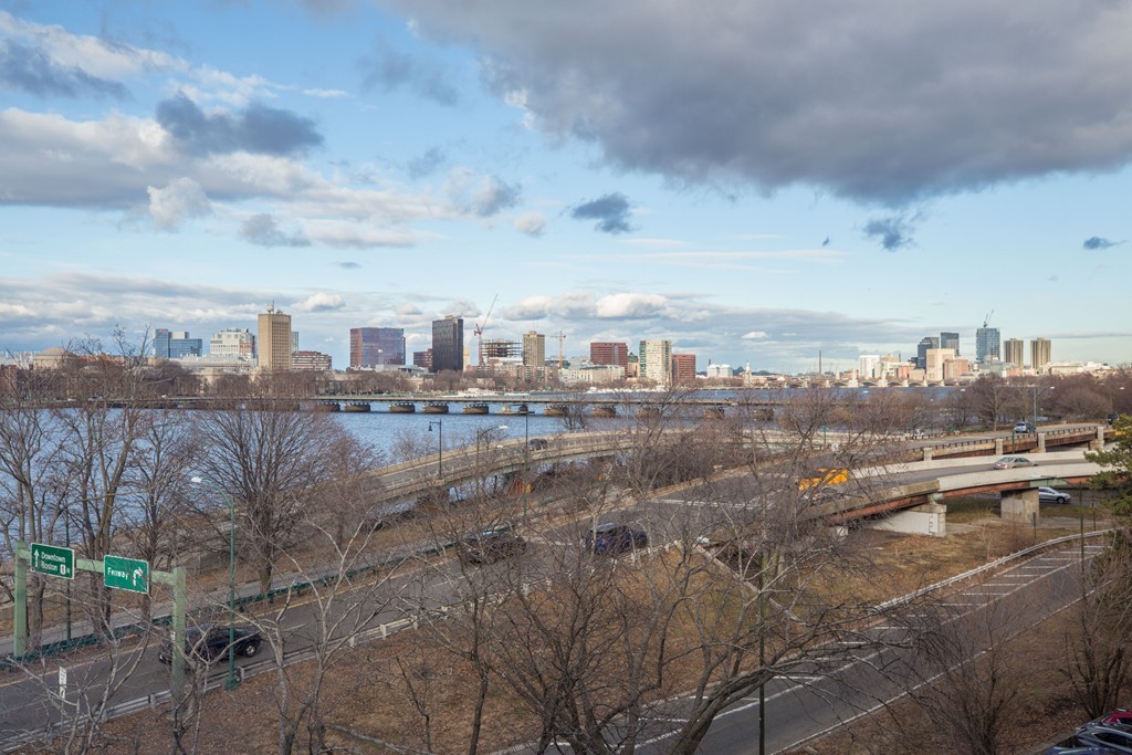 37 Bay State Road, Unit 6 Boston, MA 02215 - Photo 5 of 25 a view of a city