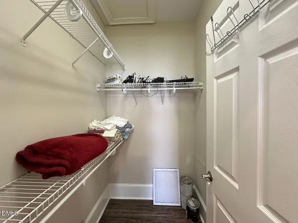 $1,250 | 900 Canenaugh Drive, Unit 305, Raleigh, NC 27604